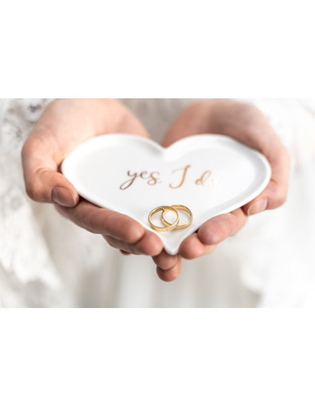 Talerzyk porcelanowy na obrączki Serce, 13.3x10.8 cm